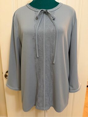 Karl Lagerfeld Pale Blue Ribbed Ruffle Neck & Sleeve Top with Bow Sz XL